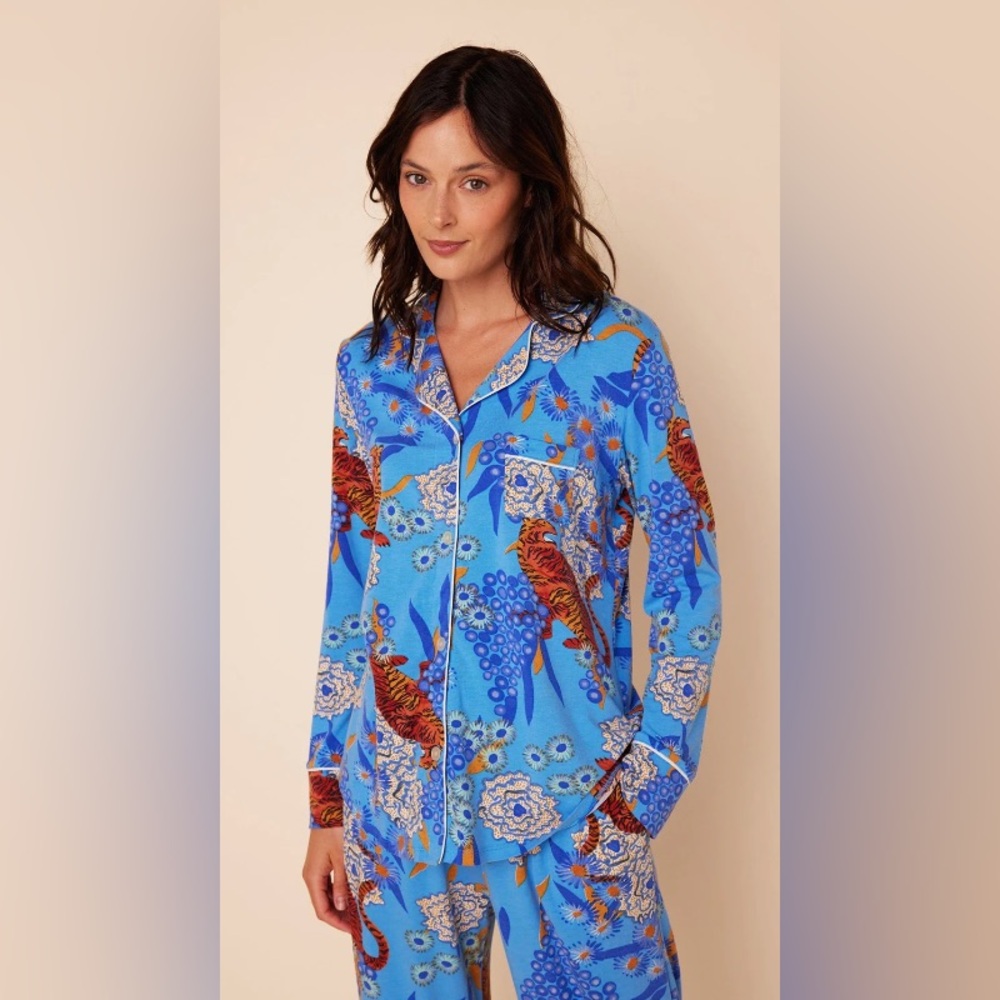 The Cat’s Pajamas Tigress Pajama Top XS Blue Tiger Print Luxury Sleepwear
